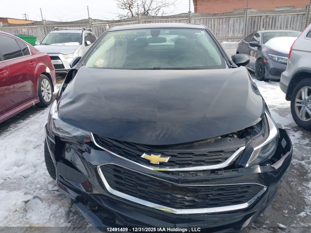 2018 Chevrolet Cruze მანქანა იყიდება აუქციონზე, vin: 1G1BE5SM4J7214191, აუქციონის ნომერი: 12491409