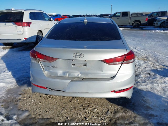 KMHD84LF2JU479495 Hyundai ELANTRA GL