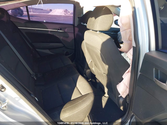 KMHD84LF2JU479495 Hyundai ELANTRA GL