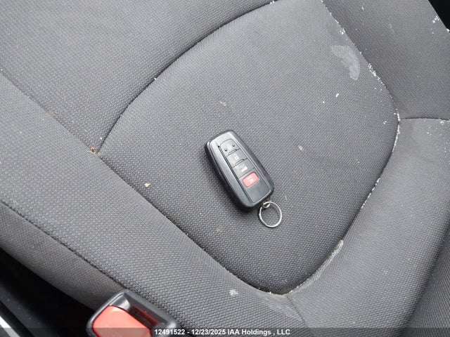 12491522 :رقم المزاد ، 5YFBPMBE4NP380347 vin ، 2022 Toyota Corolla مزاد بيع