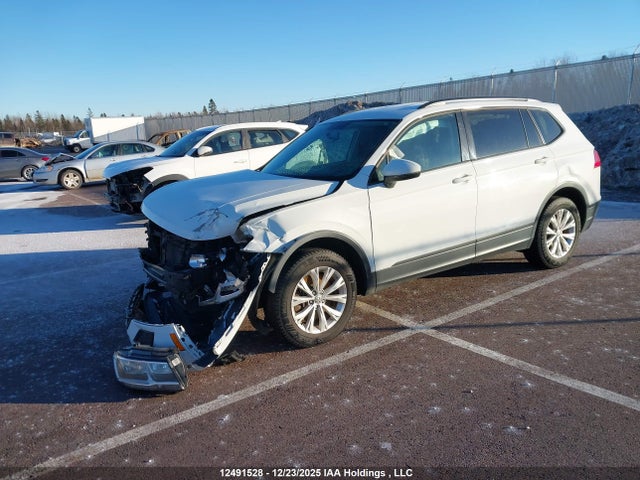 3VV0B7AX2KM148294 Volkswagen Tiguan Trendline