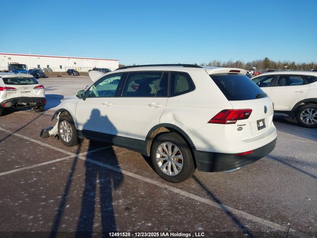 3VV0B7AX2KM148294 Volkswagen Tiguan Trendline