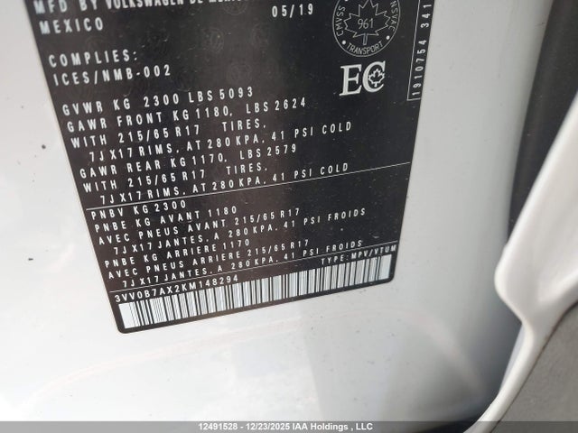 3VV0B7AX2KM148294 Volkswagen Tiguan Trendline