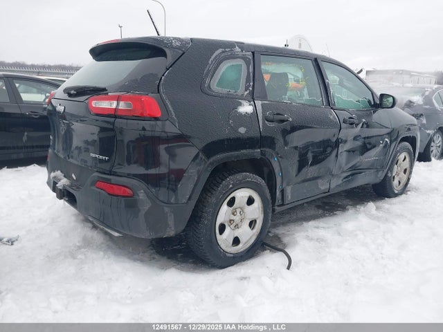 1C4PJMAS8GW341785 Jeep Cherokee