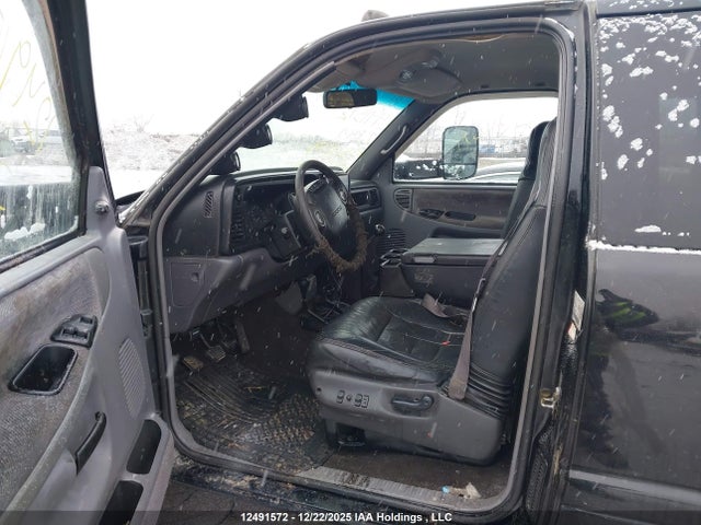 12491572 :رقم المزاد ، 3B7MF33D1VM563174 vin ، 1997 Dodge Ram 3500 مزاد بيع