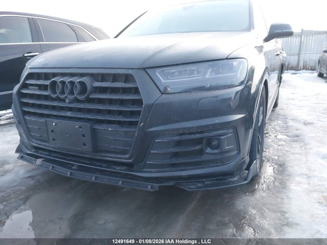 WA1WAAF77HD058252 Audi Q7 3.0t Technik
