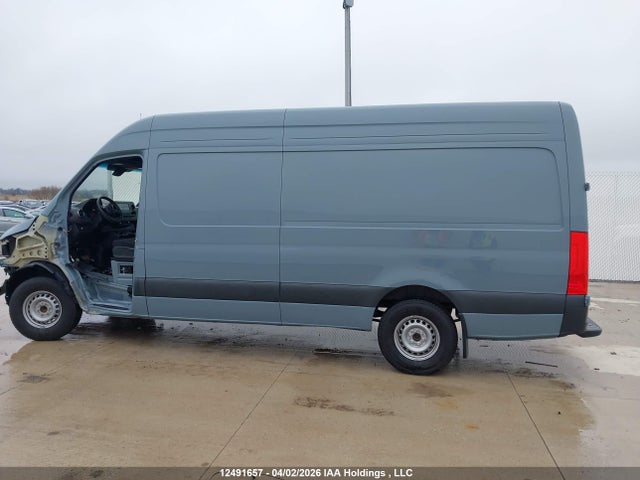 12491657 :رقم المزاد ، W1Y4KCHY8SP755507 vin ، 2025 Mercedes-benz Sprinter 2500 مزاد بيع