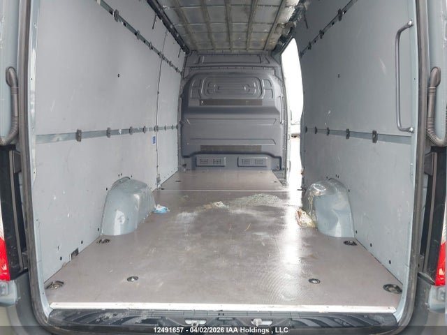 12491657 :رقم المزاد ، W1Y4KCHY8SP755507 vin ، 2025 Mercedes-benz Sprinter 2500 مزاد بيع