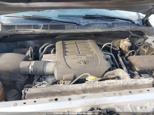 5TFPY5F14HX622141 Toyota Tundra Sr 5.7l V8