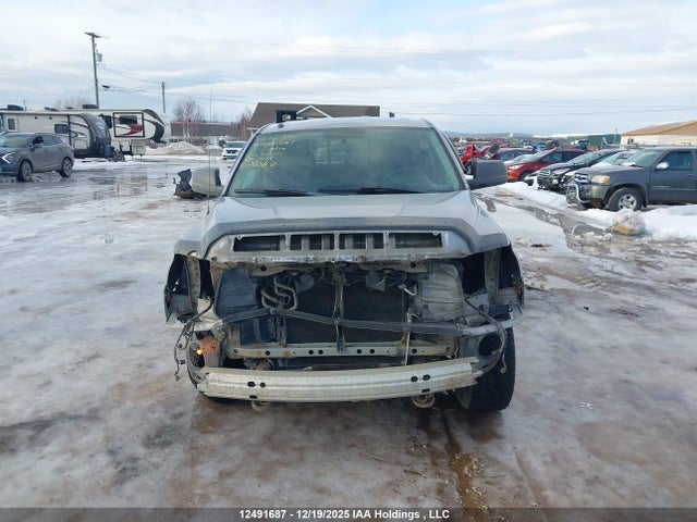 5TFPY5F14HX622141 Toyota Tundra Sr 5.7l V8
