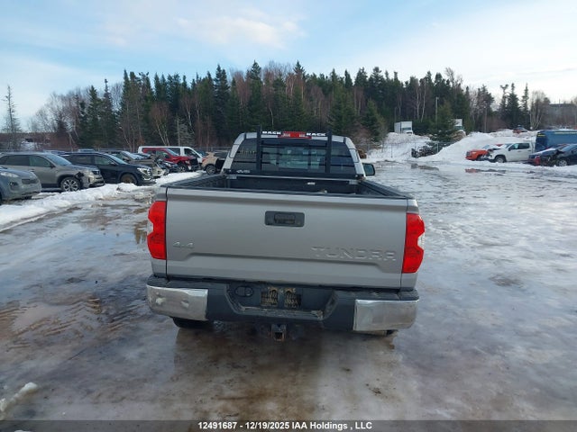 5TFPY5F14HX622141 Toyota Tundra Sr 5.7l V8