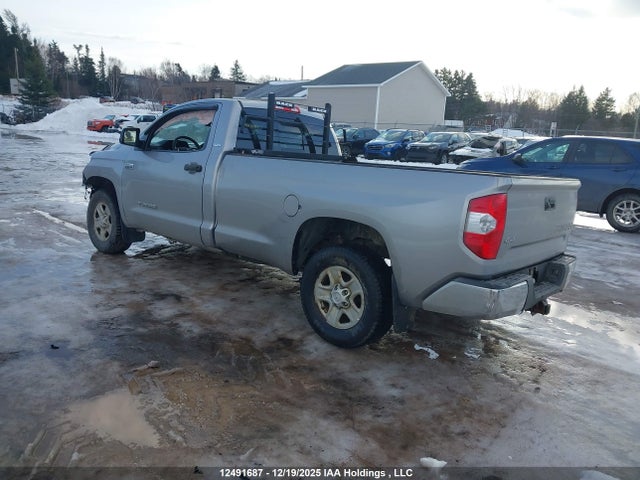 5TFPY5F14HX622141 Toyota Tundra Sr 5.7l V8