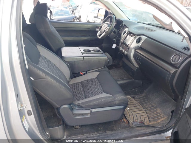 5TFPY5F14HX622141 Toyota Tundra Sr 5.7l V8