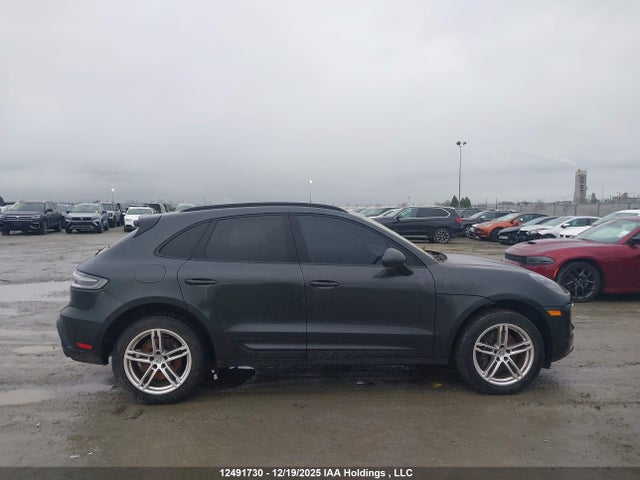WP1AA2A57RLB01425 Porsche Macan T