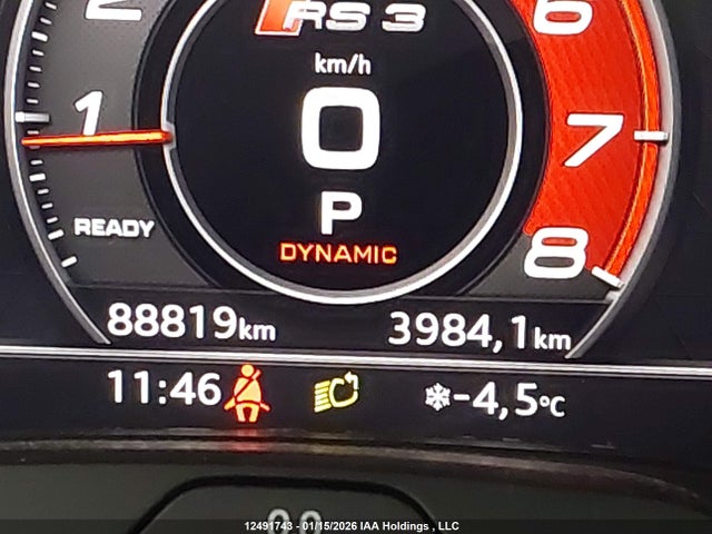 WUABWGFF9J1900101 Audi RS3