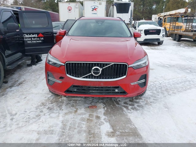 LYV062RK6NB022478 Volvo Xc60 B6 Momentum