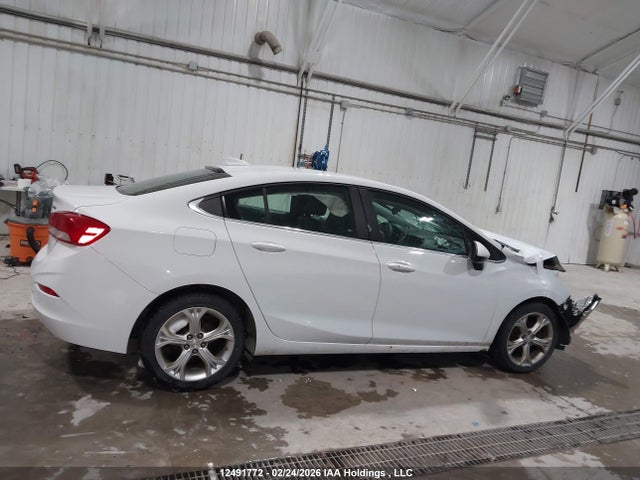 1G1BF5SM9K7101769 Chevrolet Cruze Premier