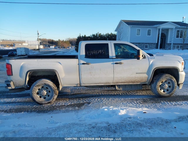 1GT42VCY6JF162921 GMC SIERRA 3500HD