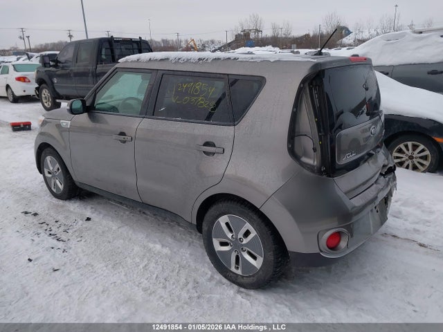 KNDJR3AE6K7037828 KIA Soul Ev Luxury