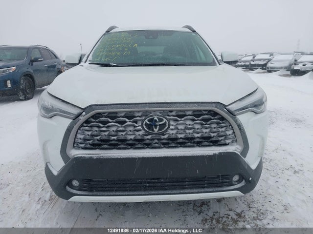 Toyota Corolla Cross Xle 2022 7MUDAABG1NV020976 Image 12