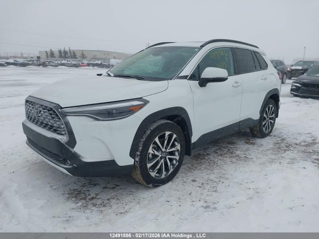 Toyota Corolla Cross Xle 2022 7MUDAABG1NV020976 Image 2