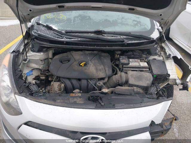 KMHD25LHXEU176897 Hyundai Elantra