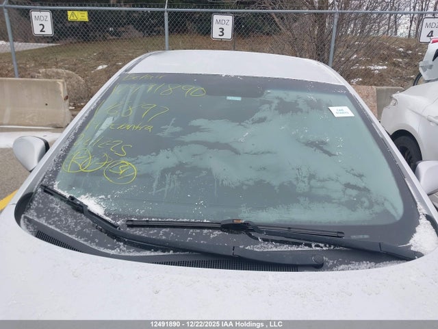 KMHD25LHXEU176897 Hyundai Elantra