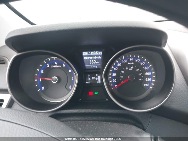 KMHD25LHXEU176897 Hyundai Elantra