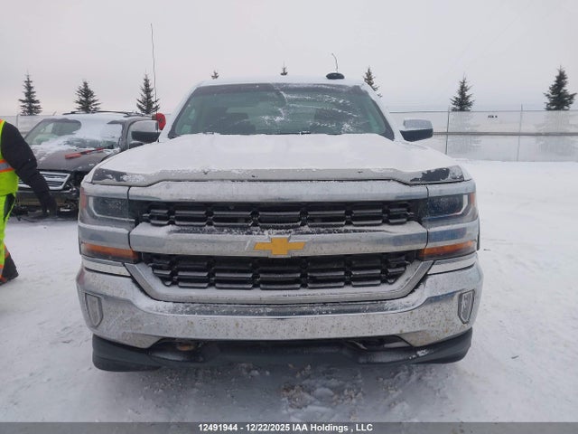 3GCUKRECXJG355659 Chevrolet Silverado K1500 Lt