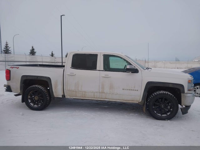 3GCUKRECXJG355659 Chevrolet Silverado K1500 Lt