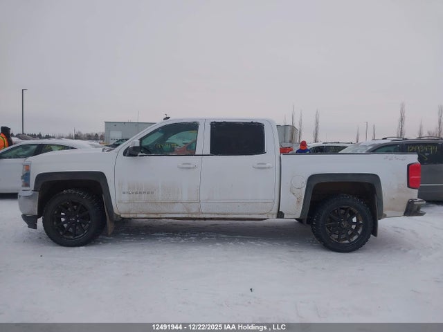 3GCUKRECXJG355659 Chevrolet Silverado K1500 Lt