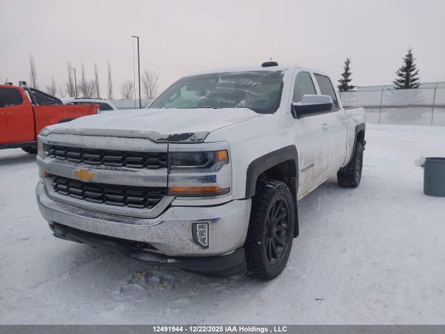 3GCUKRECXJG355659 Chevrolet Silverado K1500 Lt