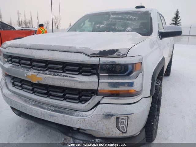 3GCUKRECXJG355659 Chevrolet Silverado K1500 Lt