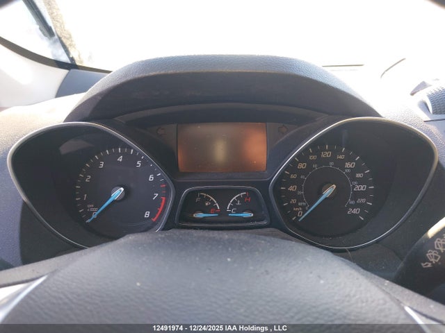 1FMCU0GXXGUA41352 Ford ESCAPE SE