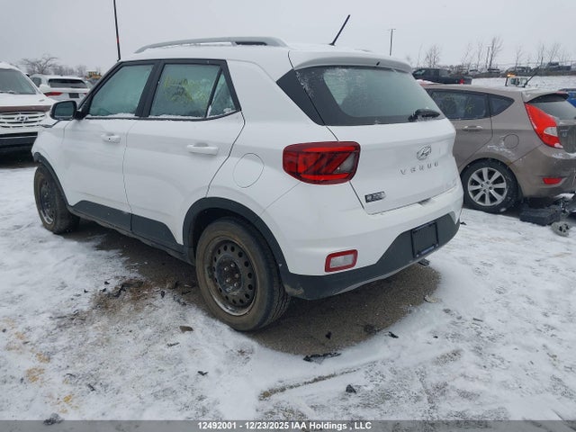 2025 Hyundai Venue Ultimate W/black Interior (ivt) მანქანა იყიდება აუქციონზე, vin: KMHRC8A3XSU359482, აუქციონის ნომერი: 12492001