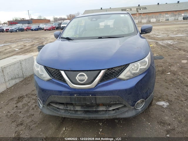 JN1BJ1CP1KW211098 Nissan Qashqai S 4dr2wd