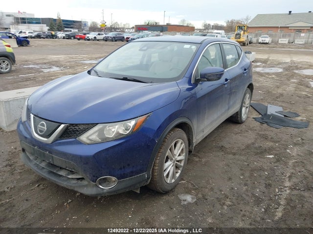 JN1BJ1CP1KW211098 Nissan Qashqai S 4dr2wd