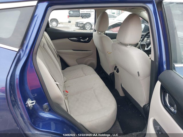JN1BJ1CP1KW211098 Nissan Qashqai S 4dr2wd