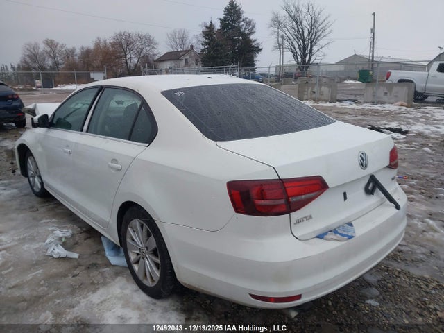 3VW267AJ8GM318850 Volkswagen JETTA S