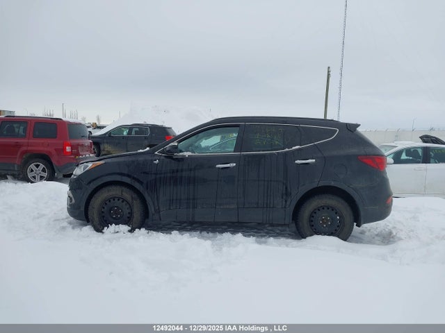 5XYZUDLB7HG472301 Hyundai SANTA FE SPORT