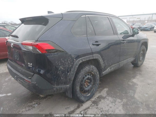 12492172 :رقم المزاد ، 2T3R1RFV8PW342233 vin ، 2023 Toyota Rav4 Xle/xle Premium مزاد بيع