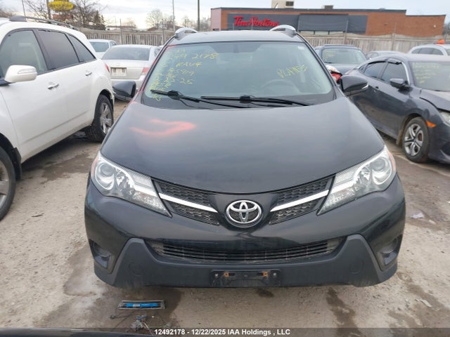 2T3ZFREV8FW145919 Toyota RAV4 LE