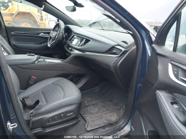 Aukcja sprzedaży 2023 Buick Enclave Premium Awd, vin: 5GAEVBKW7PJ249079, numer aukcji: 12492185