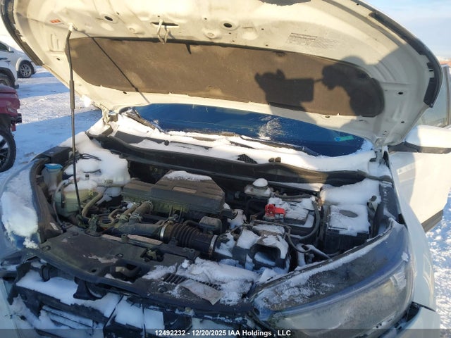 2HKRW2H23JH135176 Honda CR-V LX