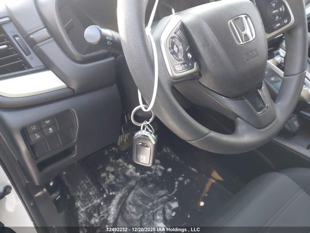 2HKRW2H23JH135176 Honda CR-V LX
