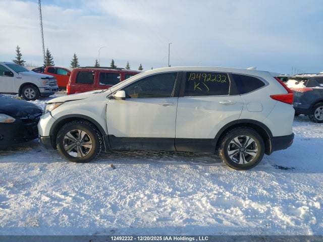 2HKRW2H23JH135176 Honda CR-V LX