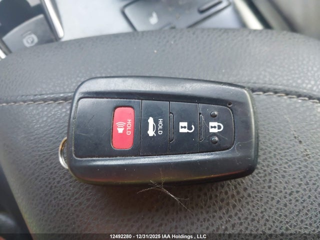 4T1B61HK9KU242103 Toyota Camry