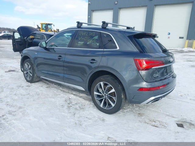Audi Q5 Progressiv 2021 WA1EAAFYXM2036613 Image 3