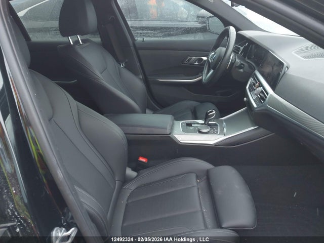 3MW5R7J02N8C77035 BMW 330i Xdrive