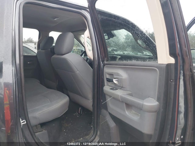 12492372 :رقم المزاد ، 1C6RR7GG5ES463571 vin ، 2014 Ram 1500 Slt مزاد بيع